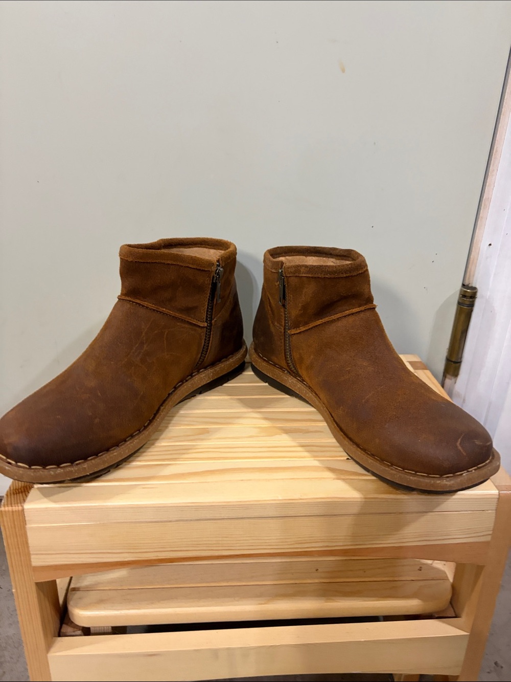 Born Tinley Brown Rustic Leather Side-Zip Ankle Booties
